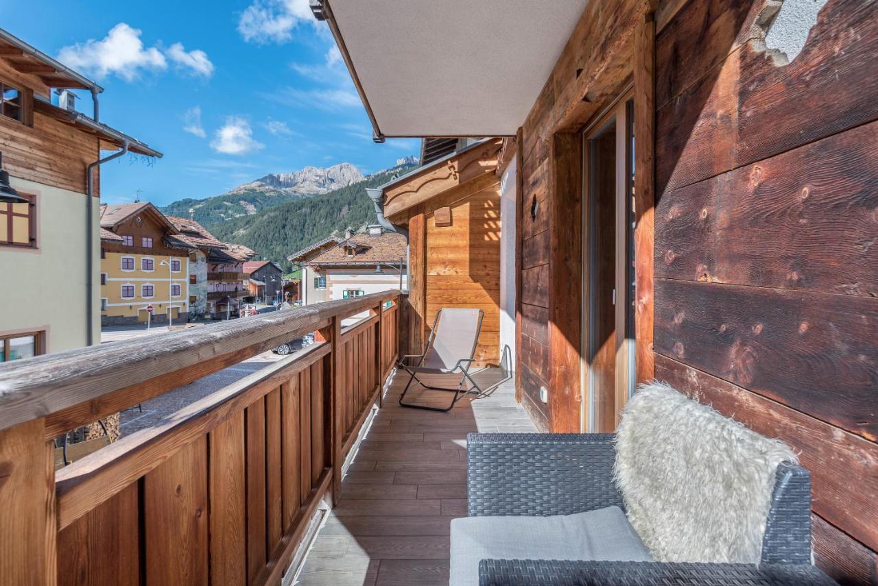 Appartamento Ciasa Pozza di Fassa Luaran gambar